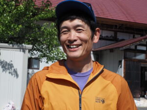 「ここの方が生きやすい感じ」 マタタビ細工の技を受け継ぐ菅家豊さん