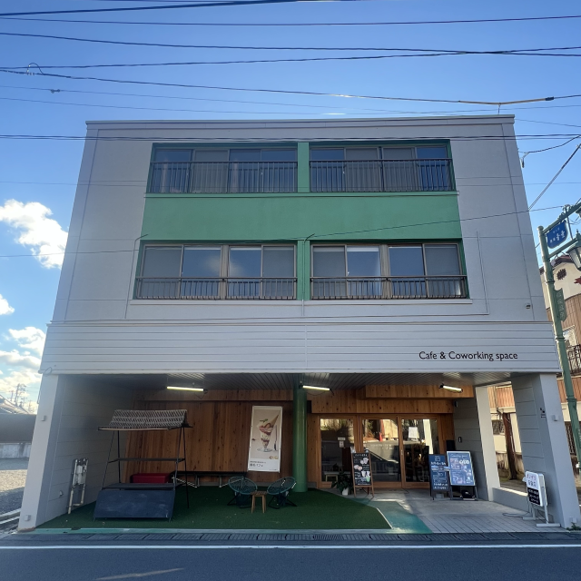 [ Undefined: facility-title-plain ]