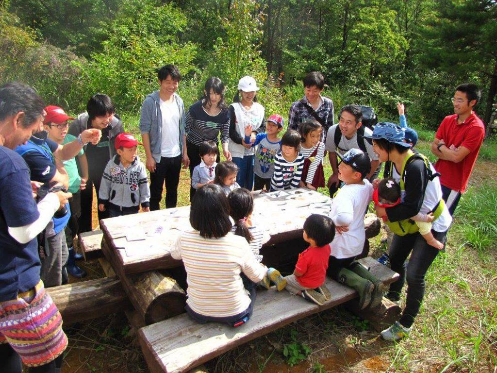 自然学校で過ごす子どもたち
